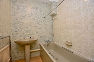 Bathroom- click for photo gallery